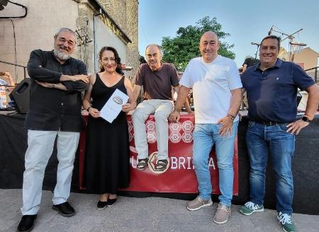 Imagen Brieva vuelve a vivir en pleno agosto su fin de semana más poético, con decenas de personas por la localidad para disfrutar de una...